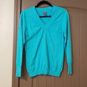 Ann Taylor v neck pullover sweater